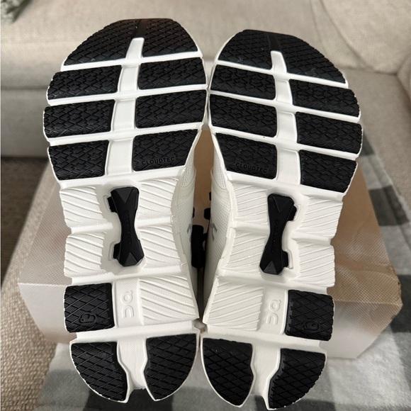 On Cloud X 4 Running/Athletic Sneakers